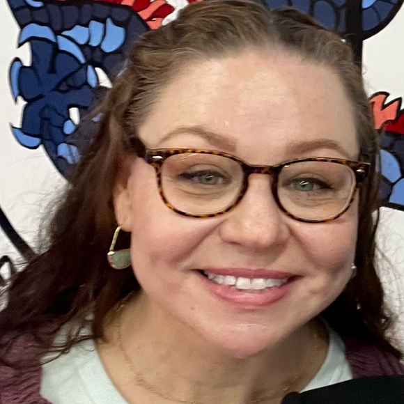 Meet your Posher, Beth - Picture 1 of 1